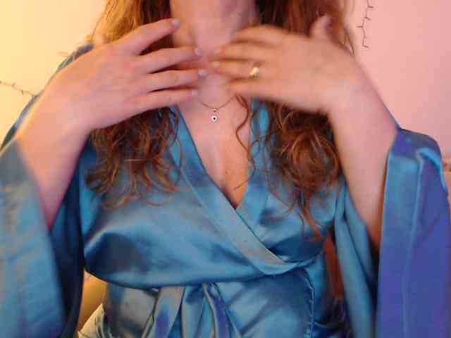 goodSnowQueen webcam