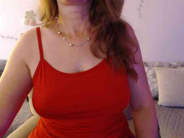goodSnowQueen webcam