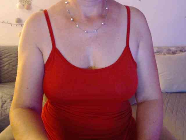 goodSnowQueen webcam