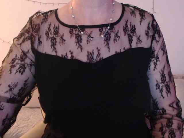 goodSnowQueen webcam