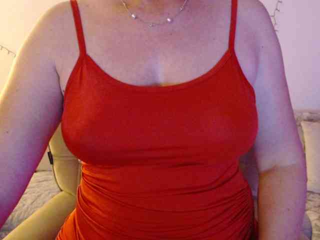 goodSnowQueen webcam