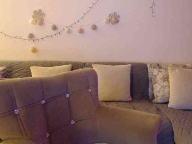 goodSnowQueen webcam