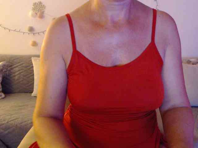 goodSnowQueen webcam