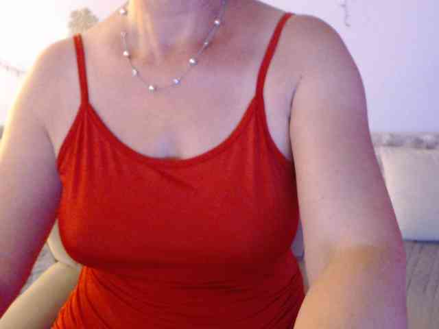 goodSnowQueen webcam