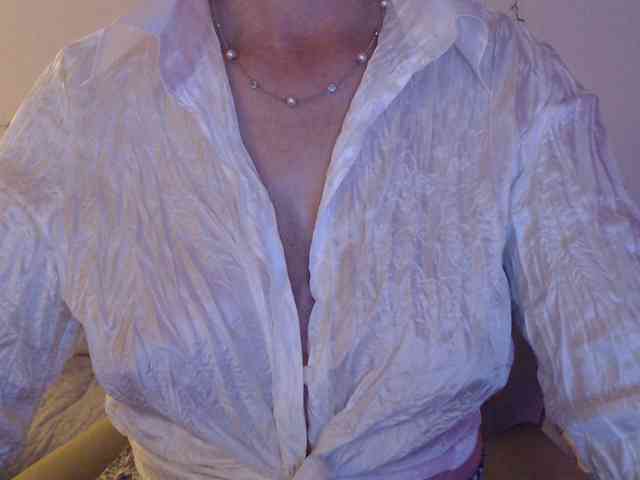 goodSnowQueen webcam