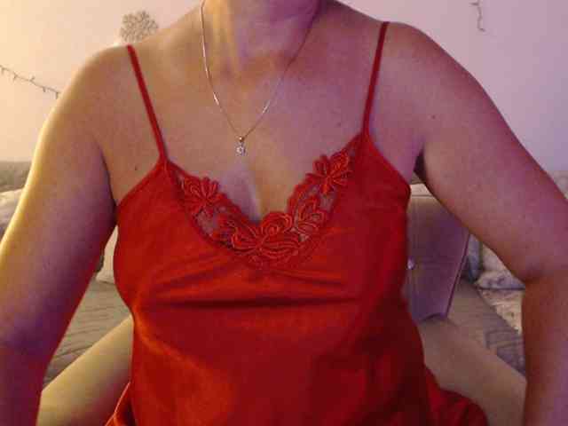 goodSnowQueen webcam