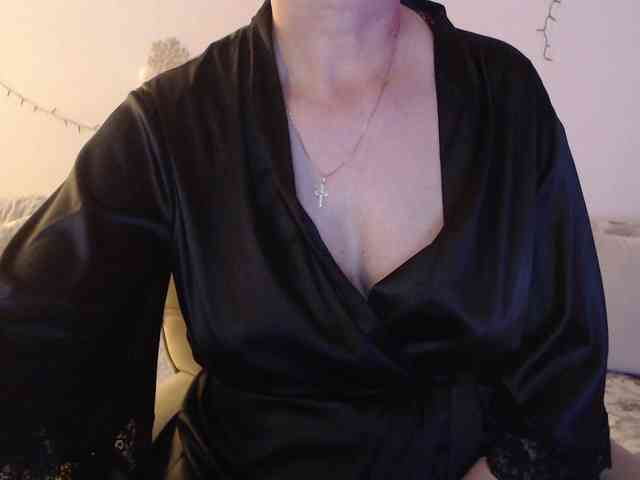 goodSnowQueen webcam