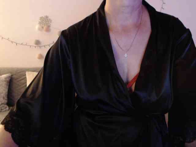 goodSnowQueen webcam