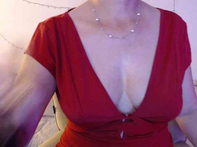 goodSnowQueen webcam