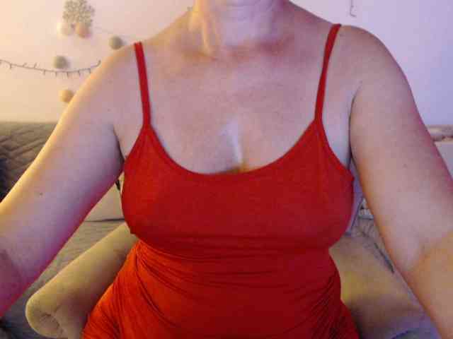 goodSnowQueen webcam