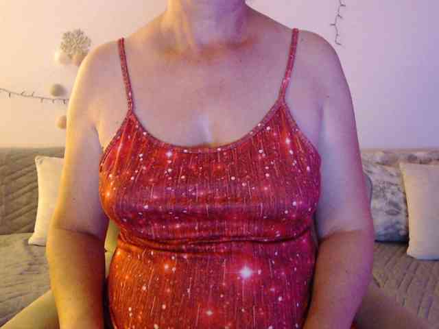 goodSnowQueen webcam