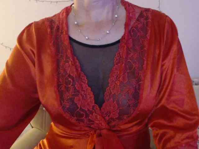 goodSnowQueen webcam