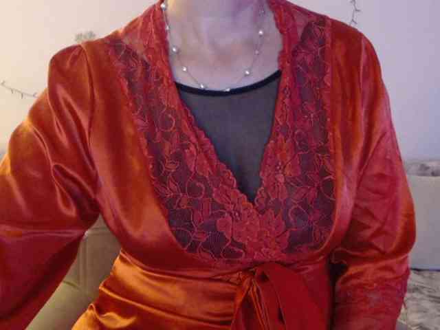 goodSnowQueen webcam