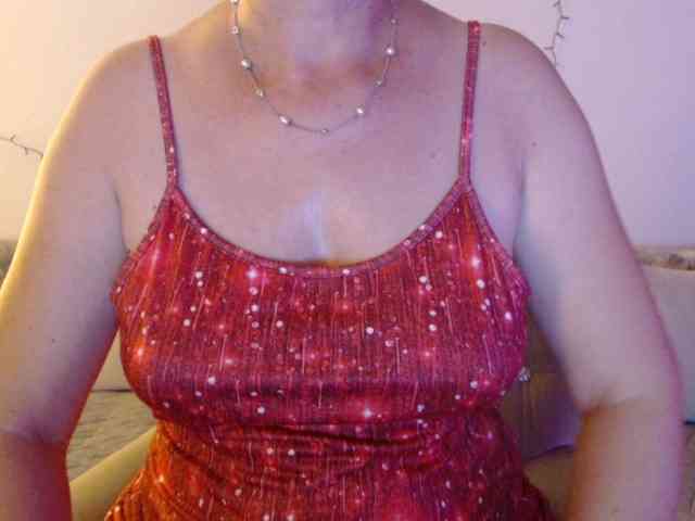 goodSnowQueen webcam