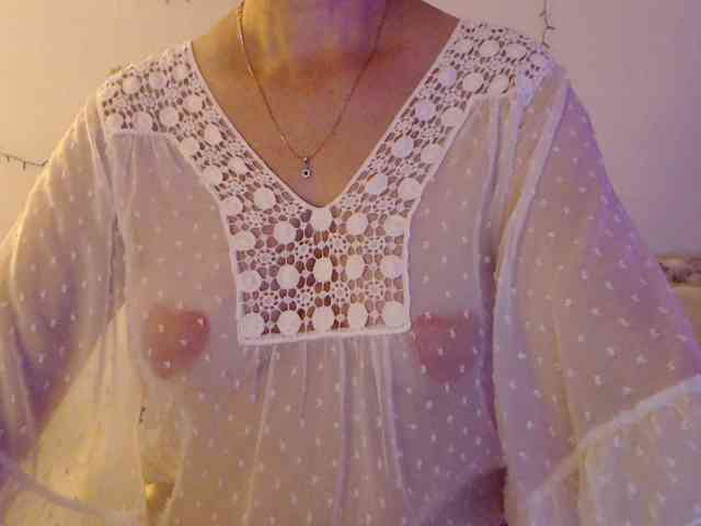 goodSnowQueen webcam