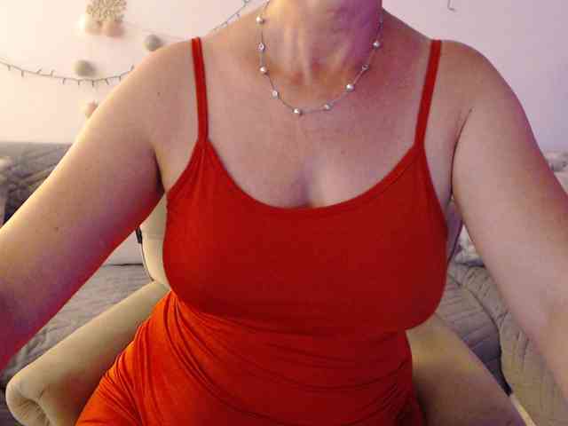 goodSnowQueen webcam