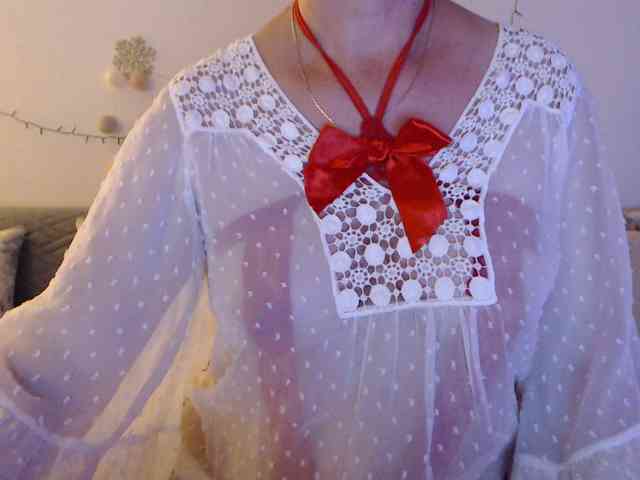 goodSnowQueen webcam