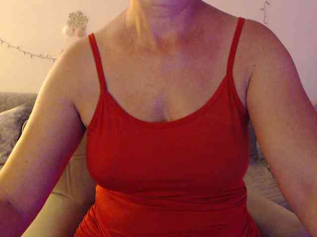 goodSnowQueen webcam