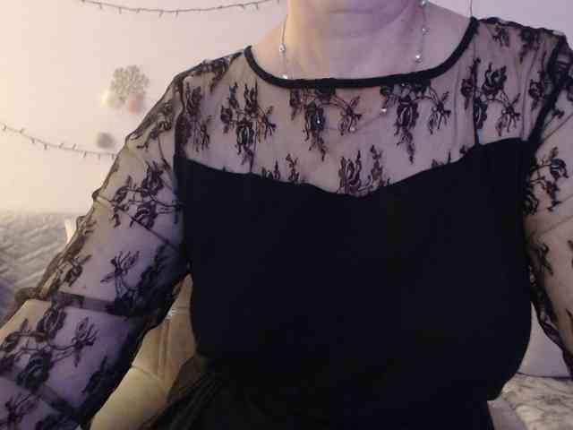 goodSnowQueen webcam