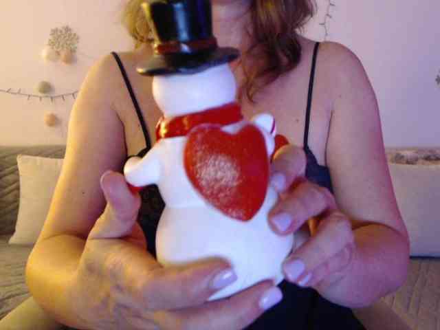 goodSnowQueen webcam