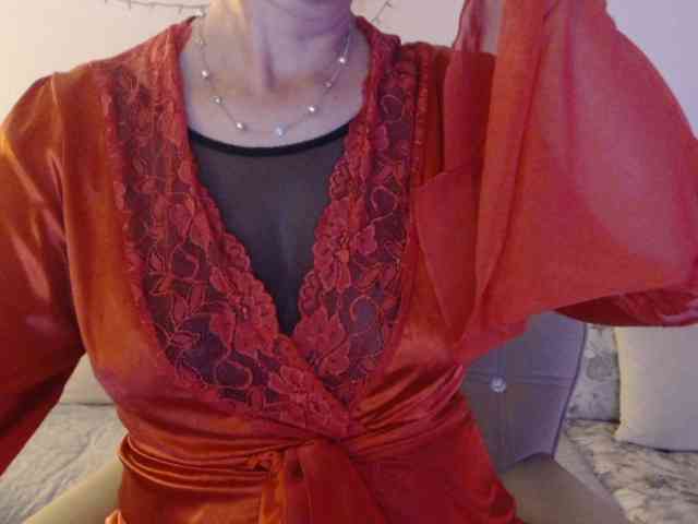 goodSnowQueen webcam