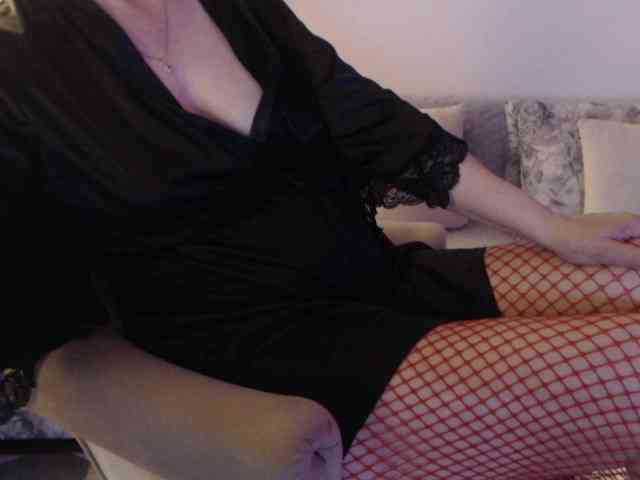 goodSnowQueen webcam