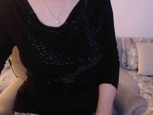 goodSnowQueen webcam