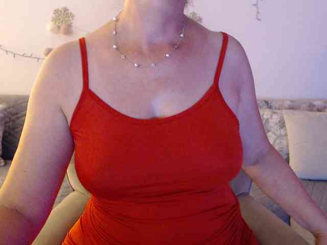 goodSnowQueen webcam
