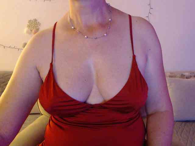 goodSnowQueen webcam