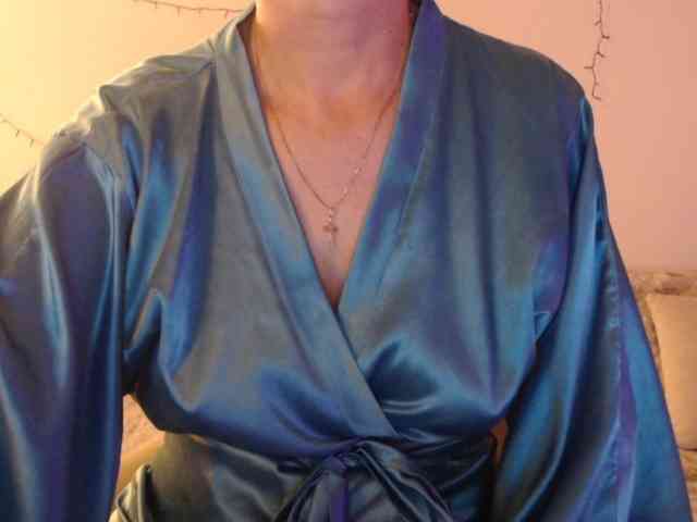 goodSnowQueen webcam