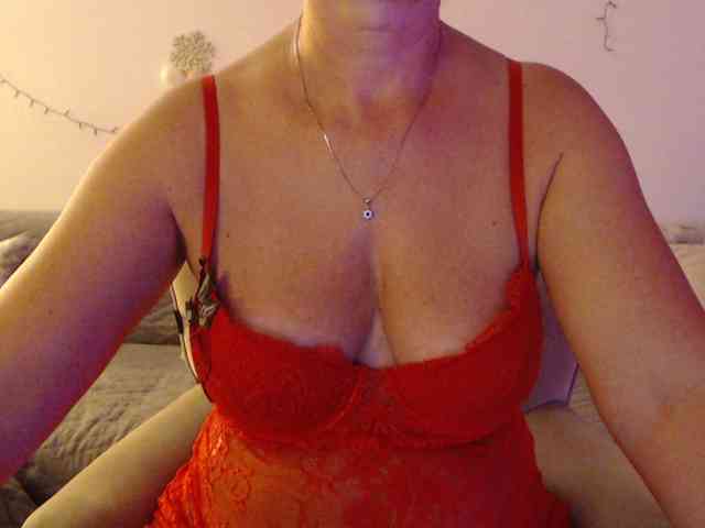 goodSnowQueen webcam