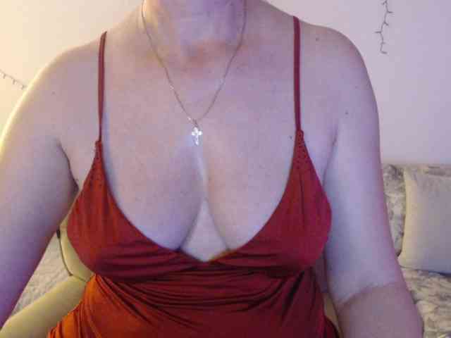 goodSnowQueen webcam