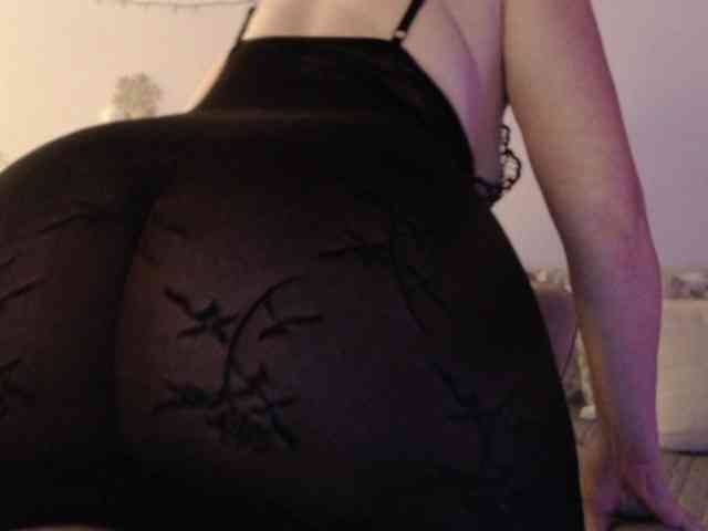 goodSnowQueen webcam