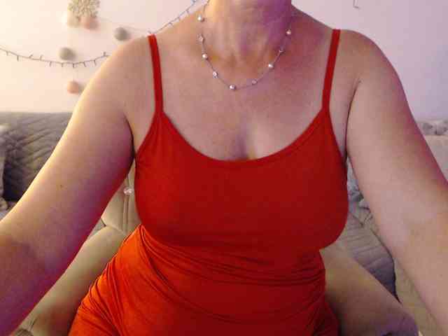 goodSnowQueen webcam