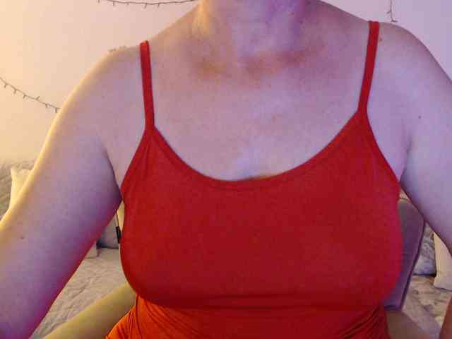 goodSnowQueen webcam