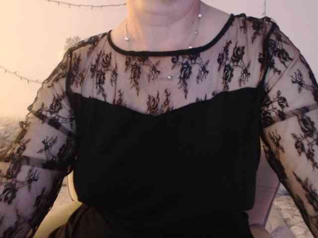 goodSnowQueen webcam