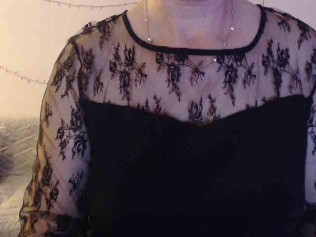 goodSnowQueen webcam