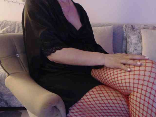 goodSnowQueen webcam