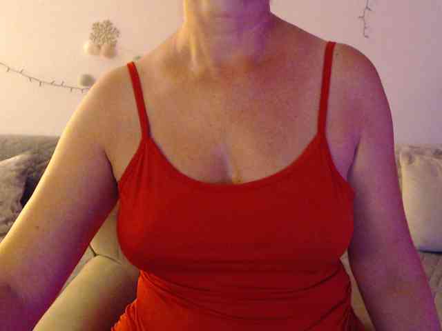 goodSnowQueen webcam