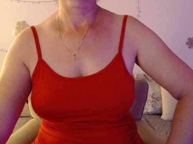 goodSnowQueen webcam