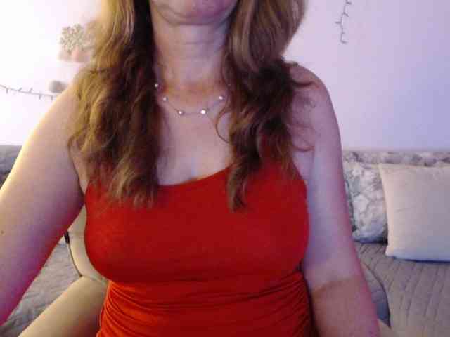 goodSnowQueen webcam