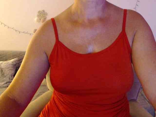 goodSnowQueen webcam