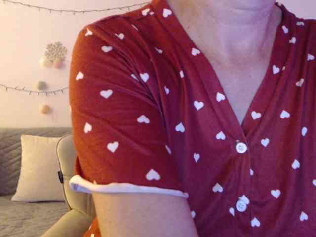 goodSnowQueen webcam