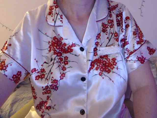 goodSnowQueen webcam