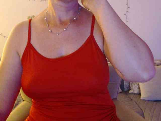 goodSnowQueen webcam