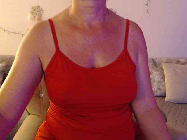 goodSnowQueen webcam