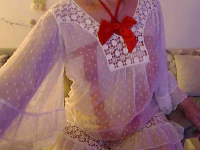 goodSnowQueen webcam