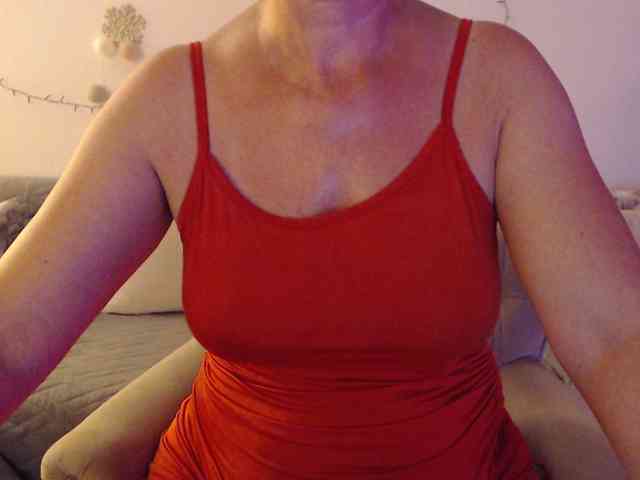 goodSnowQueen webcam