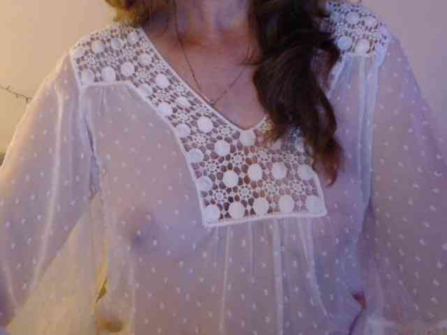 goodSnowQueen webcam