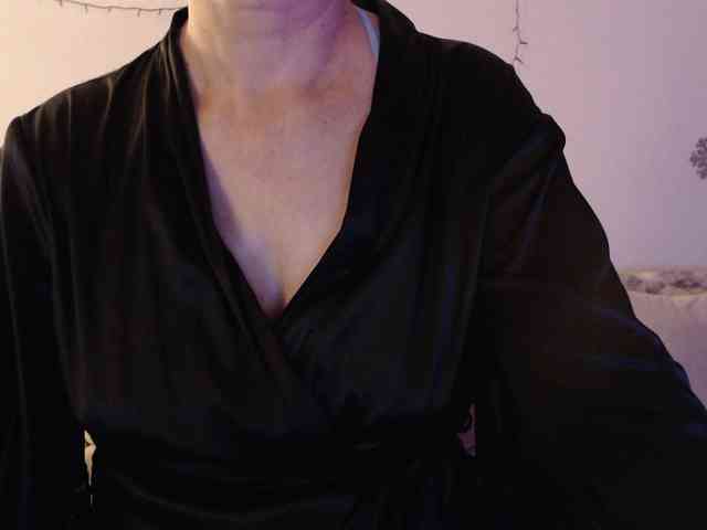 goodSnowQueen webcam
